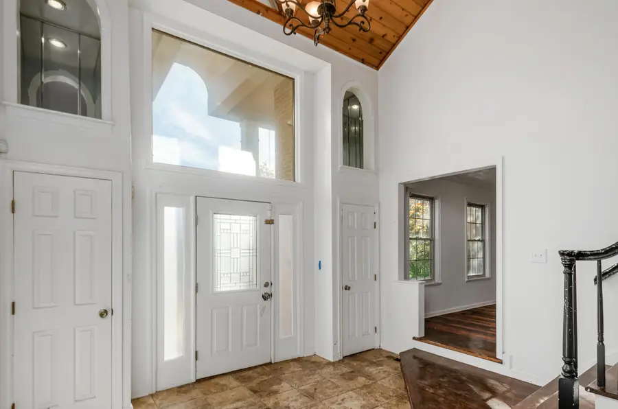 2288 Woodward Avenue, Columbus, OH 43219 - Image #3