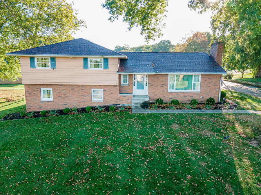 1681 Knob Hill Drive, Coshocton, OH 43812 - Image #2