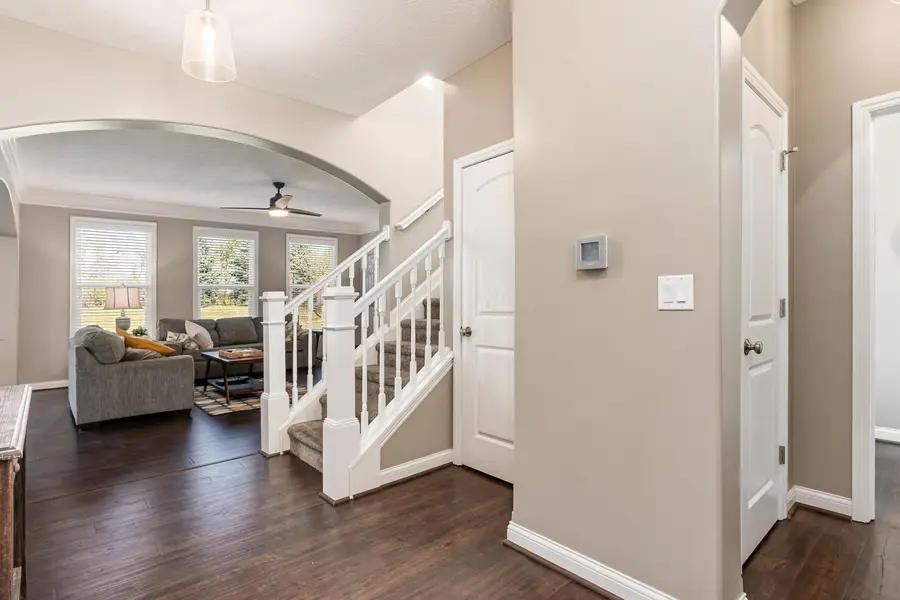 618 Sandhill Court, Delaware, OH 43015 - Image #3