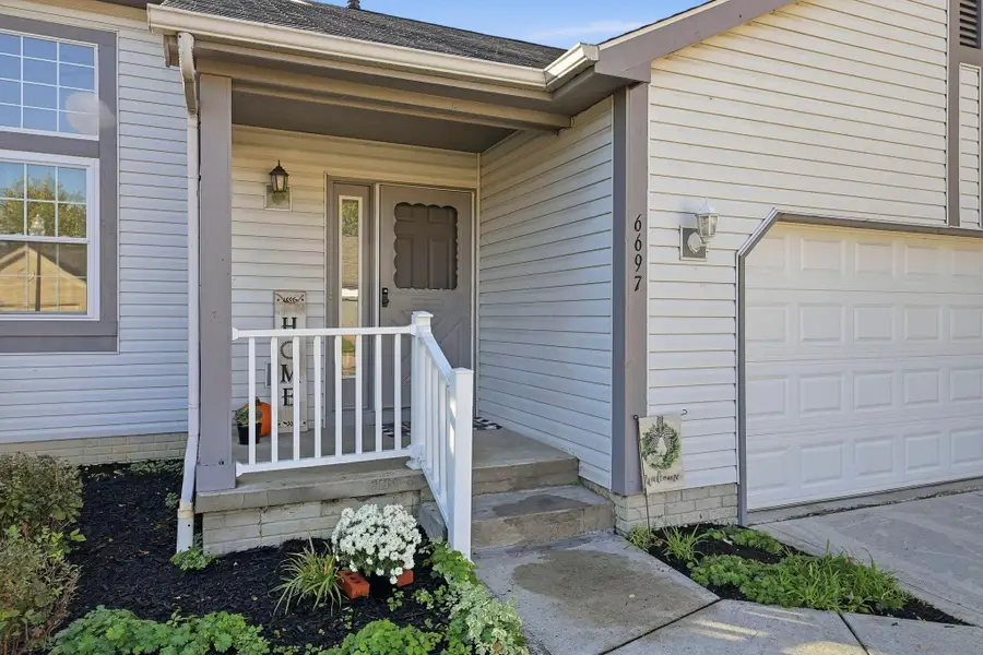 6697 Fallon Lane, Canal Winchester, OH 43110 - Image #2