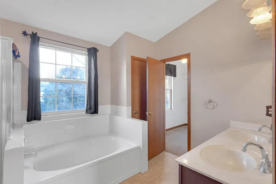 7659 Howell Park Drive, Pickerington, OH 43147 - Image #3