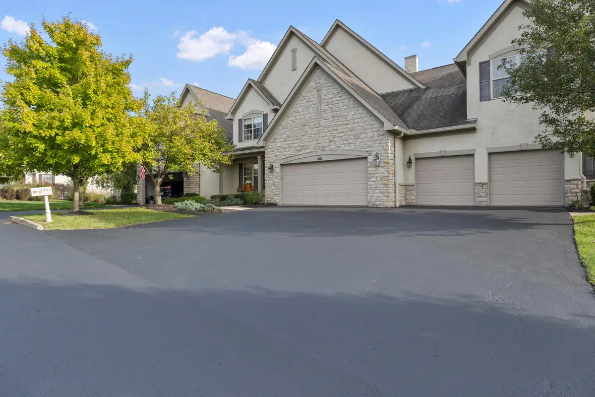4983 Scenic Creek Lane, Powell, OH 43065 - Image #1