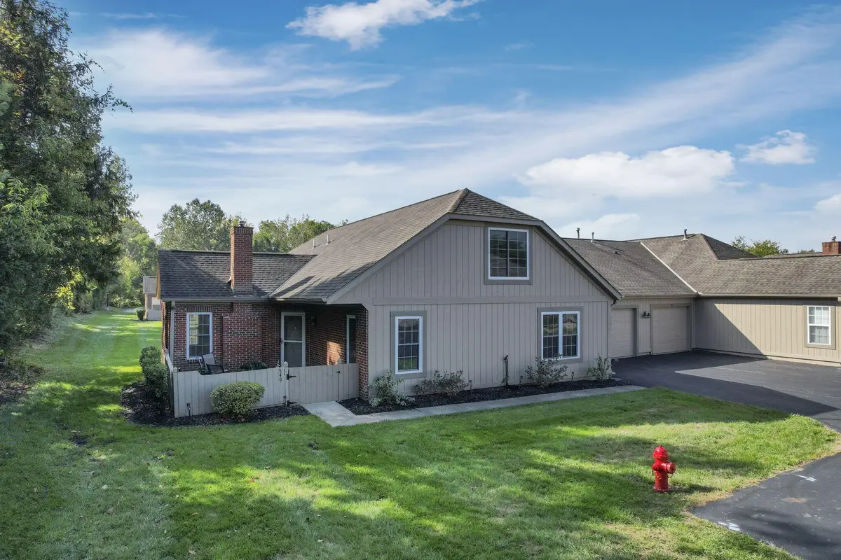 549 Chuckas Court E, Columbus, OH 43230 - Image #1