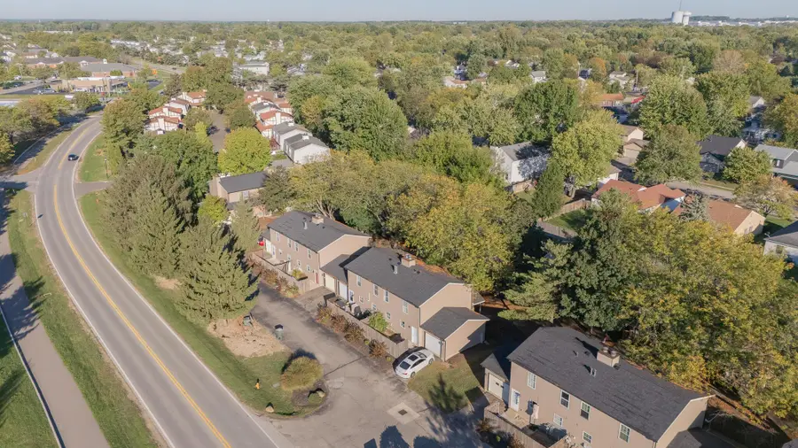 1158 Worthington Woods Boulevard, Columbus, OH 43085 - Image #3