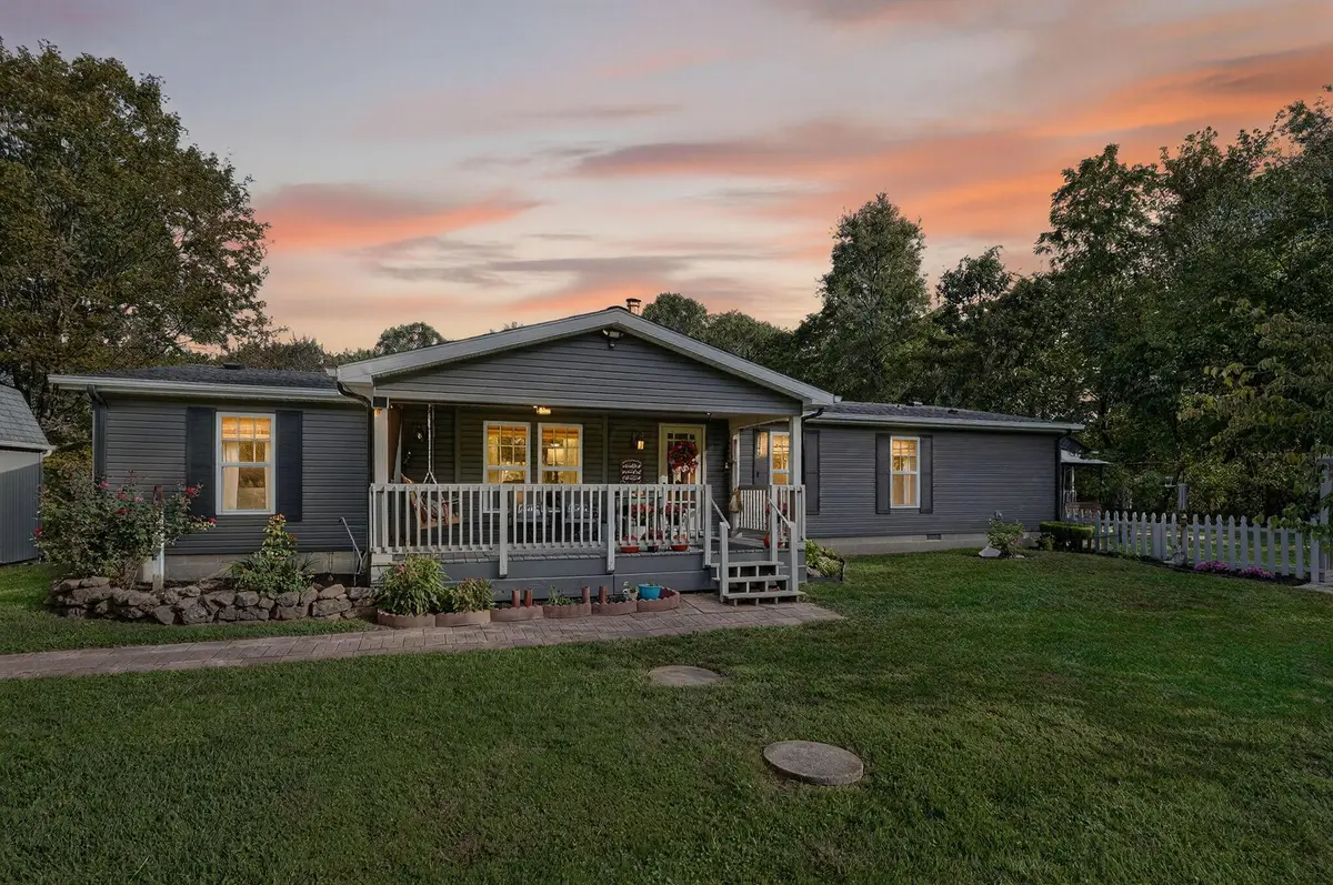 22340 Buena Vista Road, Rockbridge, OH 43149 - Image #1