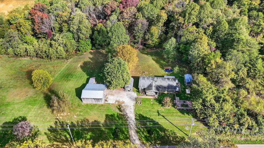 22340 Buena Vista Road, Rockbridge, OH 43149 - Image #3