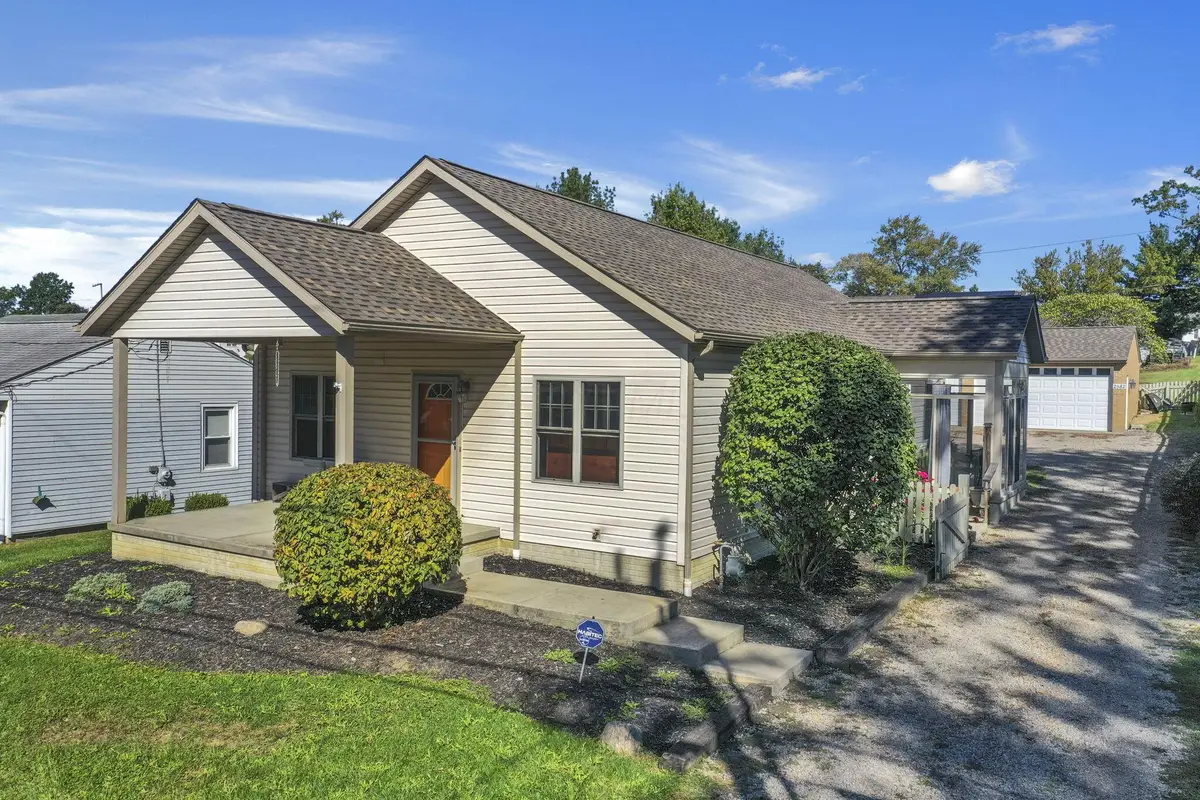 2582 E Park Street, Millersport, OH 43046 - Image #1