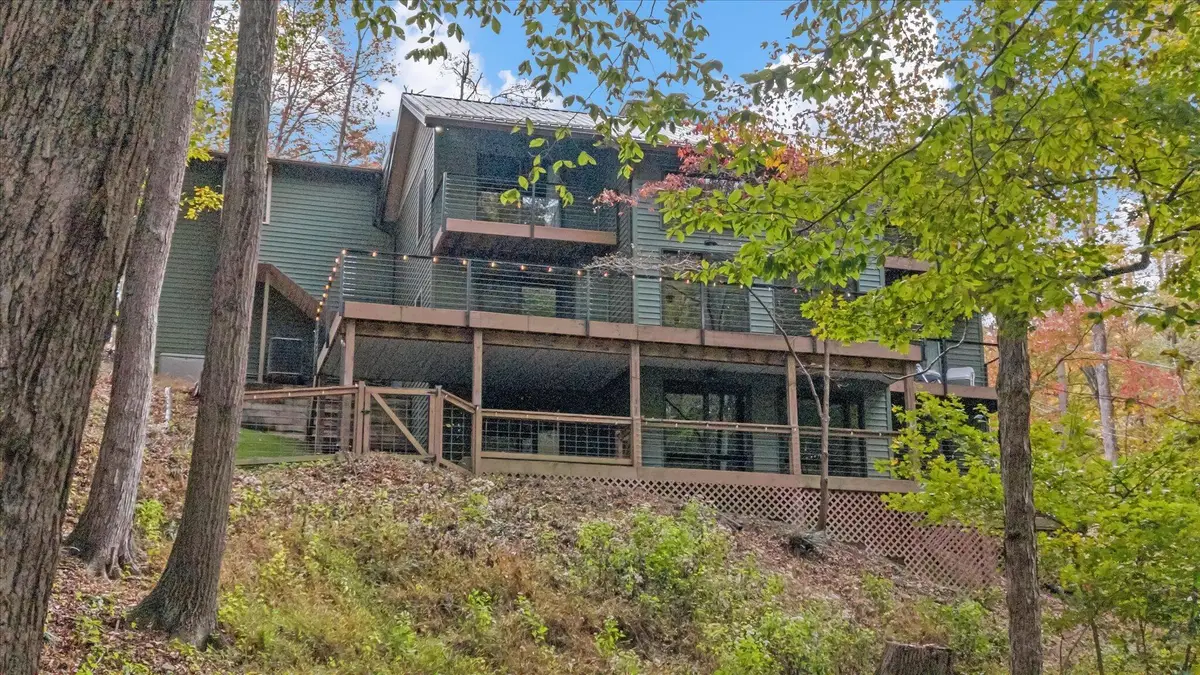 917 Kato Court, Sugar Grove, OH 43155 - Image #1