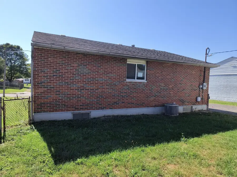 622 Brookdale Drive, West Jefferson, OH 43162 - Image #2