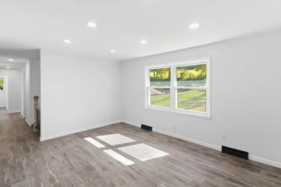 12491 Lesley Road Se, Heath, OH 43056 - Image #2