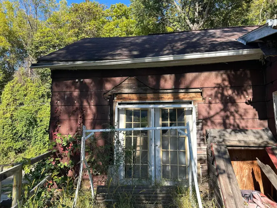 1074 Wheeling Avenue, Zanesville, OH 43701 - Image #3