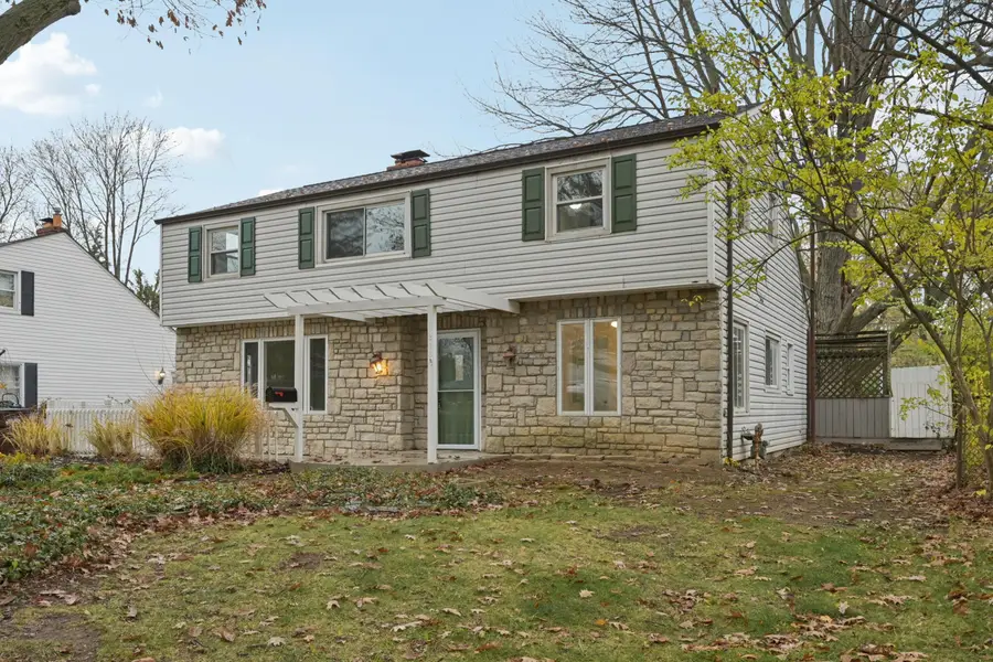 218 Darbyhurst Road, Columbus, OH 43228 - Image #2