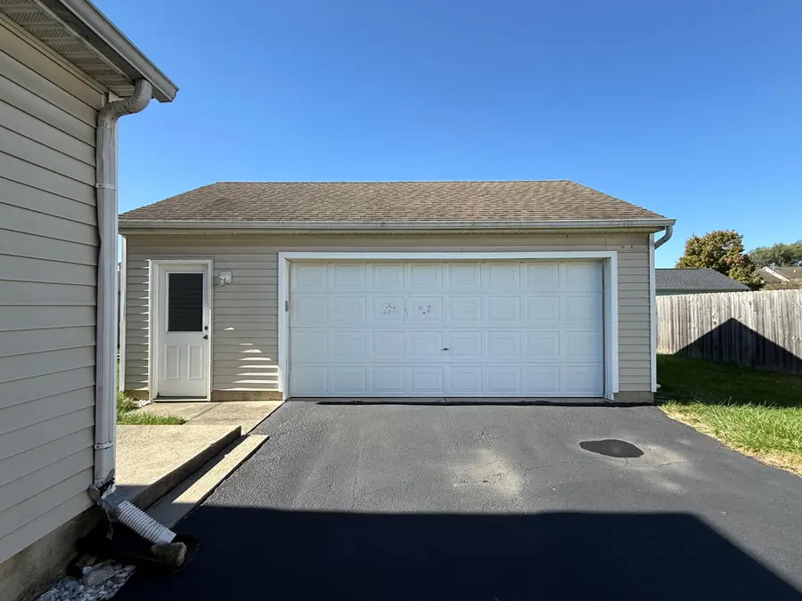 3991 Graves Drive, Obetz, OH 43207 - Image #2