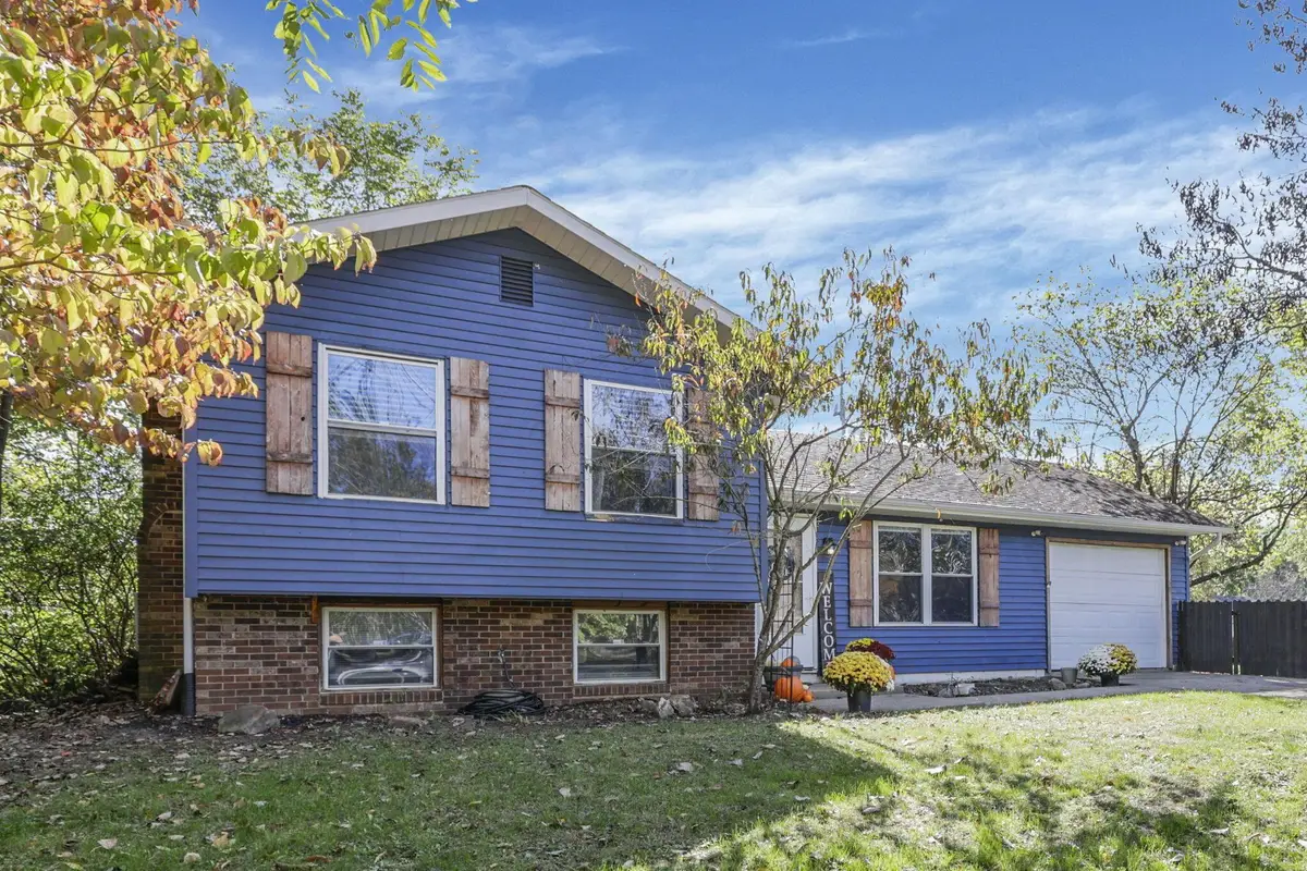 896 Elizabeth Drive, Lancaster, OH 43130 - Image #1