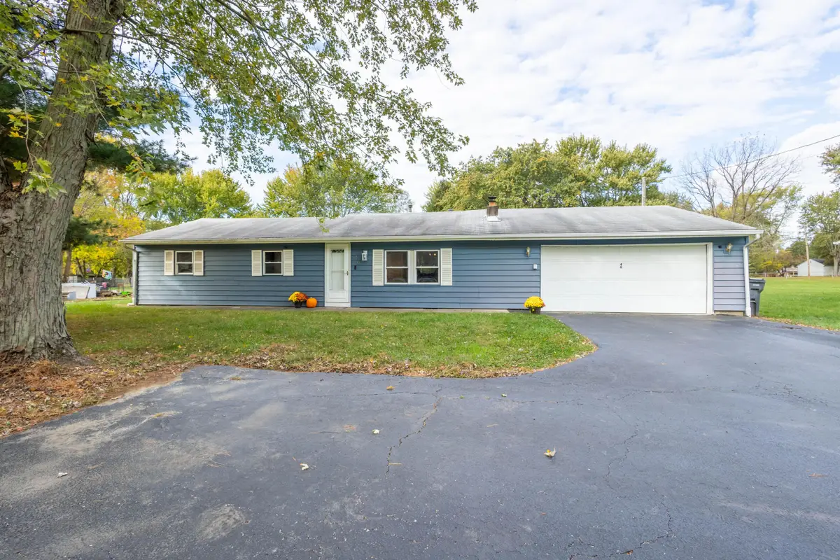 46 3rd Avenue Sw, Etna, OH 43062 - Image #1