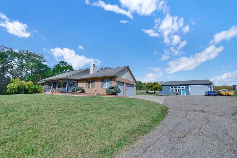 4910 Deeds Road, Granville, OH 43023 - Image #2