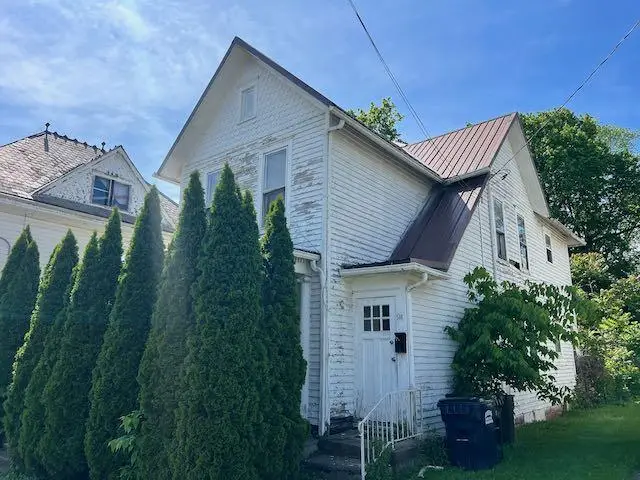 561 W Main Street, Newark, OH 43055 - Image #1