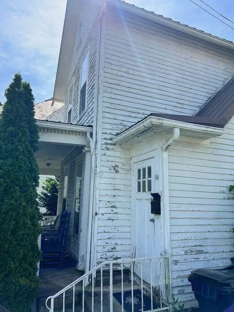 561 W Main Street, Newark, OH 43055 - Image #2