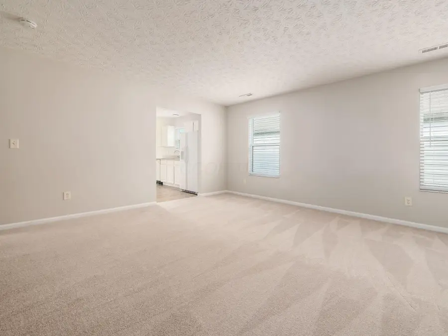 2652 Tealwater Trail Drive, Columbus, OH 43207 - Image #3