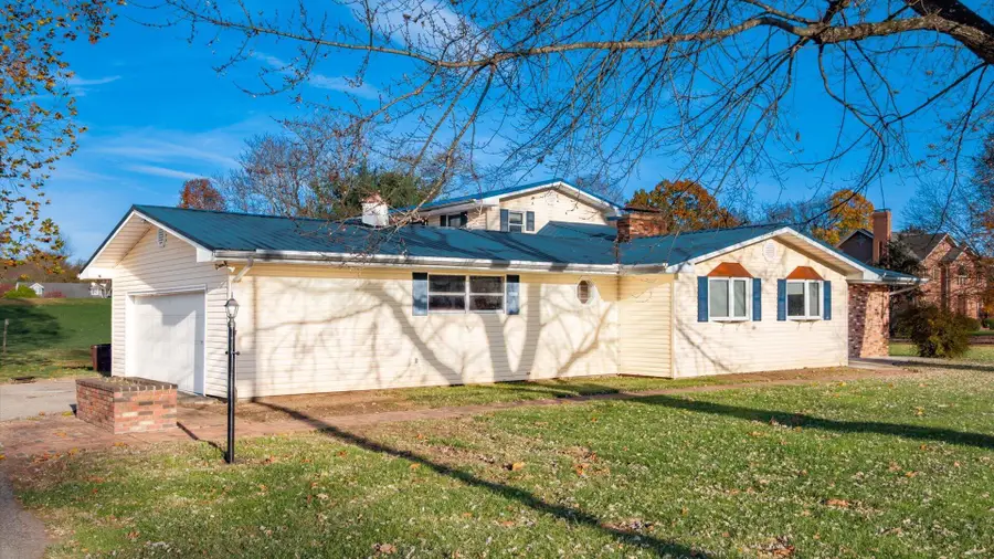 3010 S River Road, Zanesville, OH 43701 - Image #2