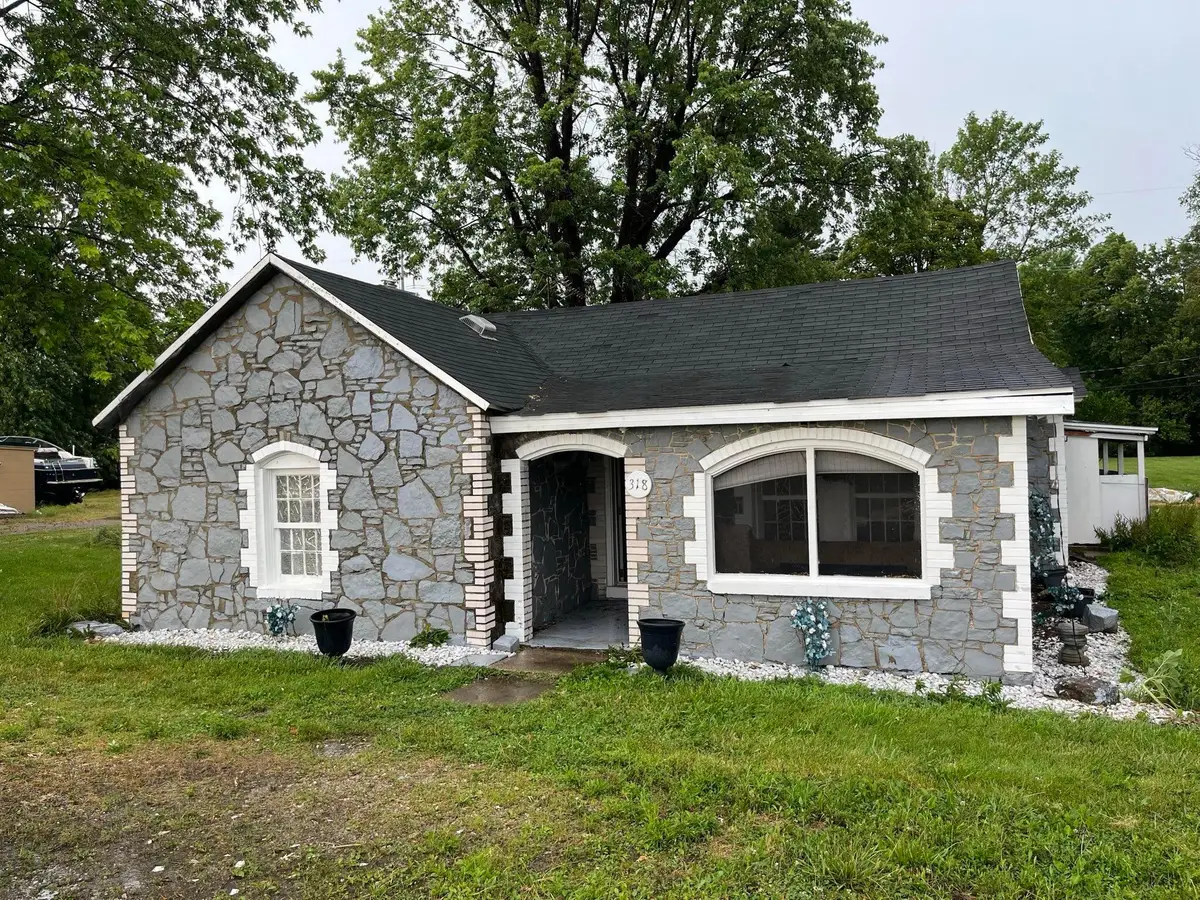 318 W Front Street, New Holland, OH 43145 - Image #1