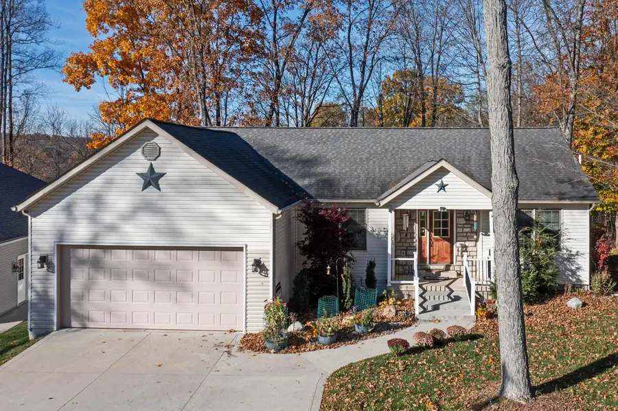 431 Highland Hills Circle, Howard, OH 43028 - Image #2