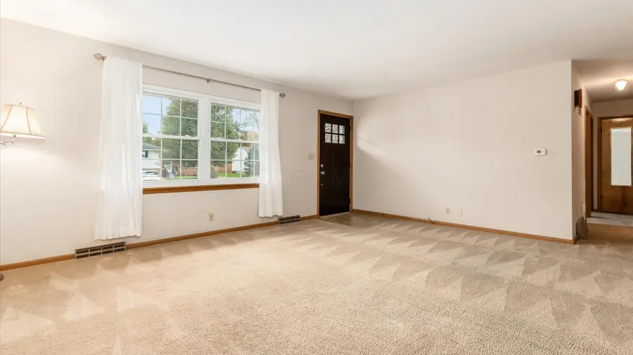 711 Sherwick Road, Newark, OH 43055 - Image #3