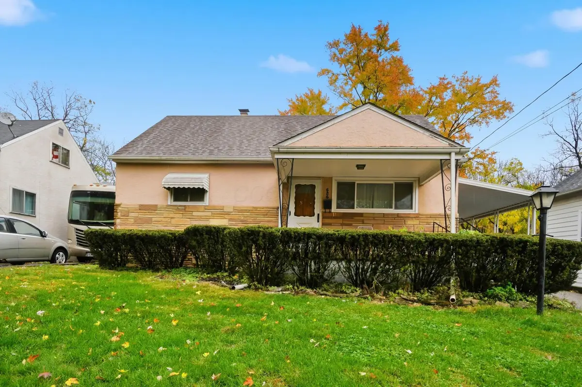 686 Plymouth Street, Worthington, OH 43085 - Image #1