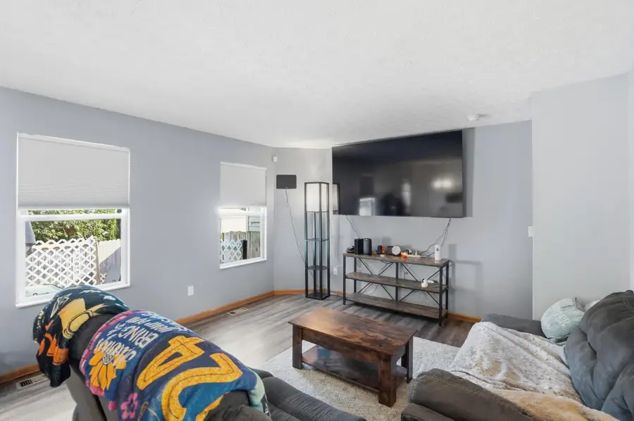 3766 Dunlane Court, Columbus, OH 43228 - Image #3