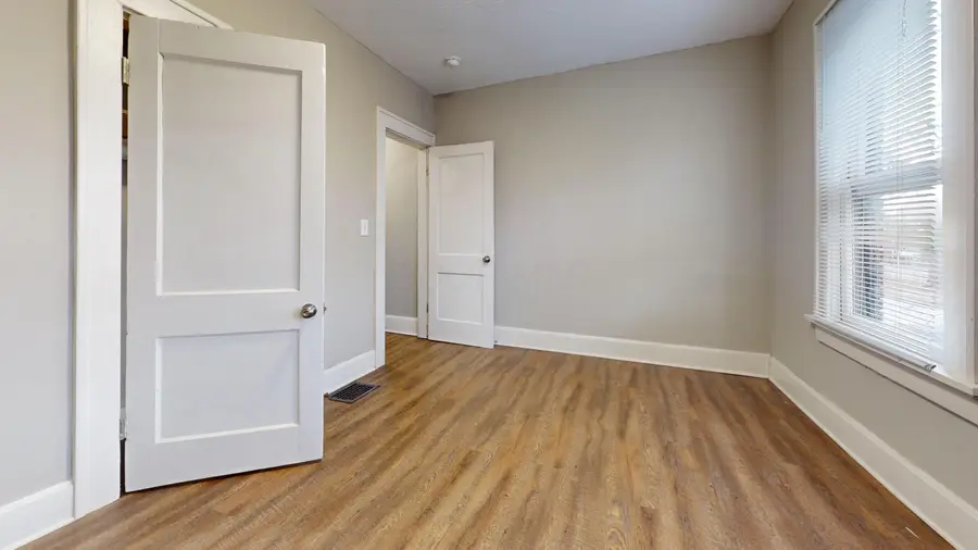 1988 1990 N 4th Street, Columbus, OH 43201 - Image #3