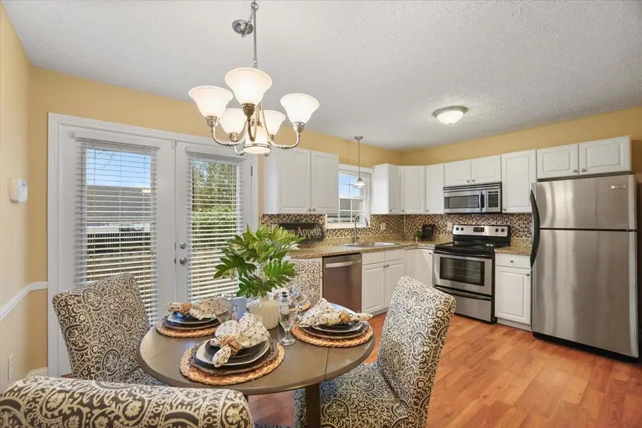 7917 Meadowhaven Boulevard, Columbus, OH 43235 - Image #3