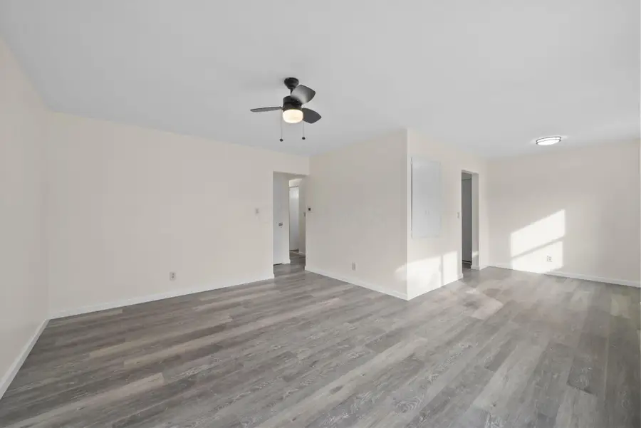 673 Roth Avenue, Columbus, OH 43228 - Image #3