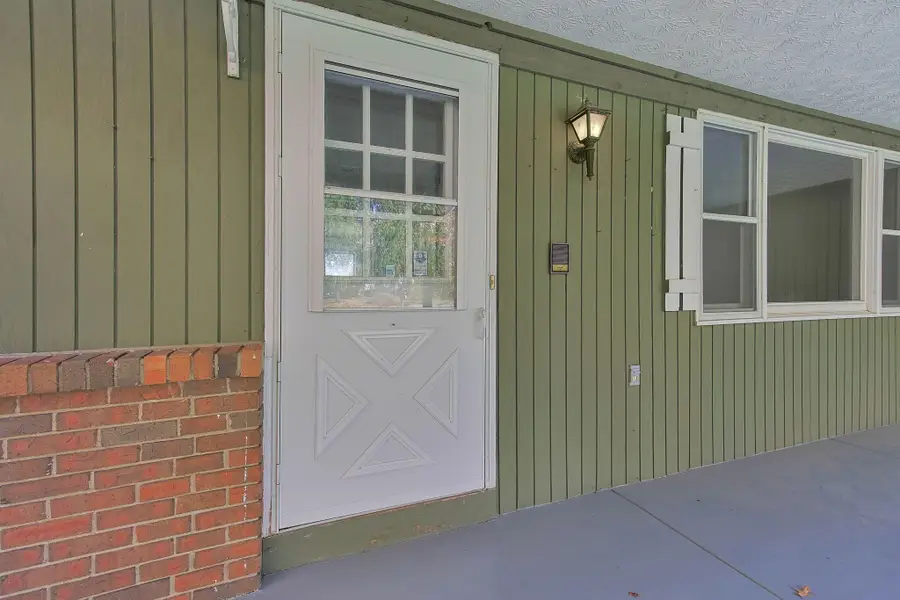 94 Glenn Drive Sw, Pataskala, OH 43062 - Image #3