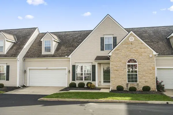 612 Foxdale Place, Powell, OH 43065