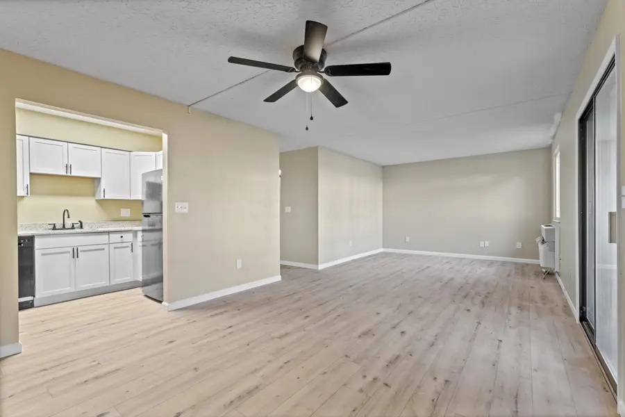 3939 Karl Road, Columbus, OH 43224 - Image #2