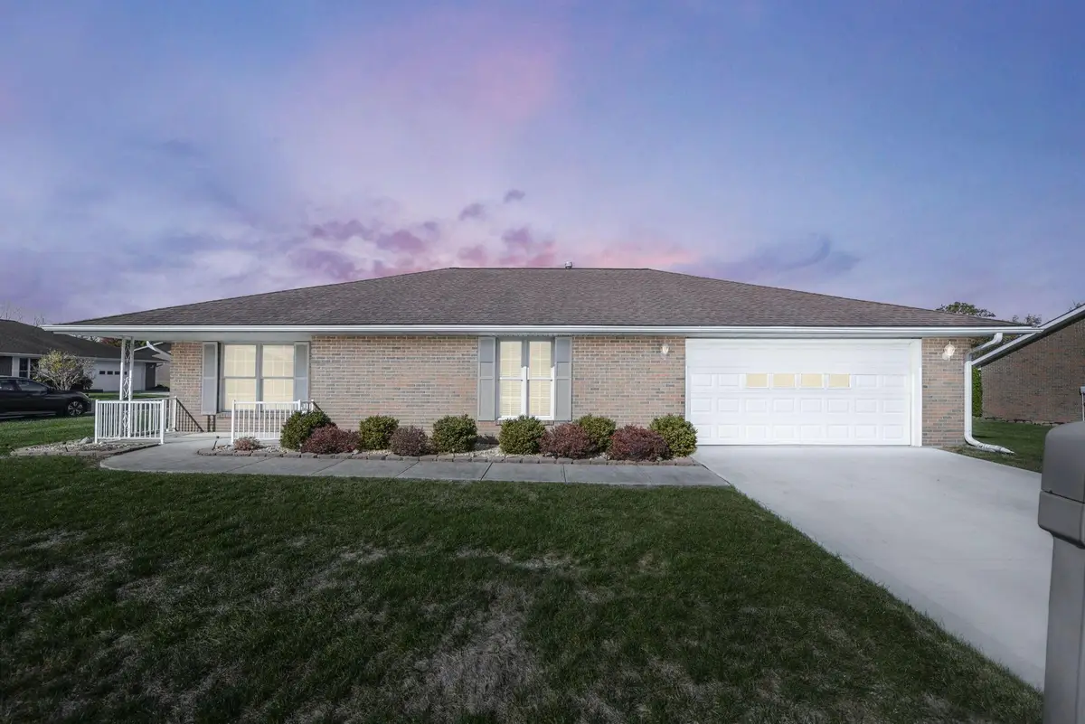 700 Shawn Drive, West Jefferson, OH 43162 - Image #1