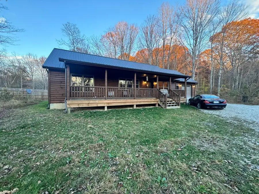 20022 Feathers Road, Logan, OH 43138 - Image #2