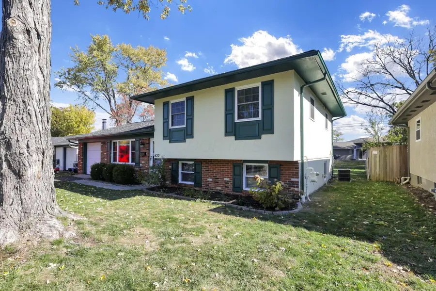 422 Dovewood Drive, Columbus, OH 43230 - Image #3