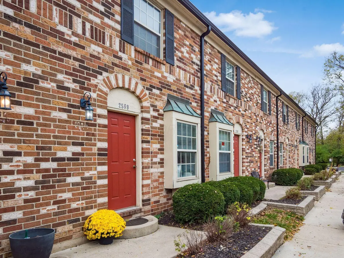 2589 Olde Hill Court N, Columbus, OH 43221 - Image #1
