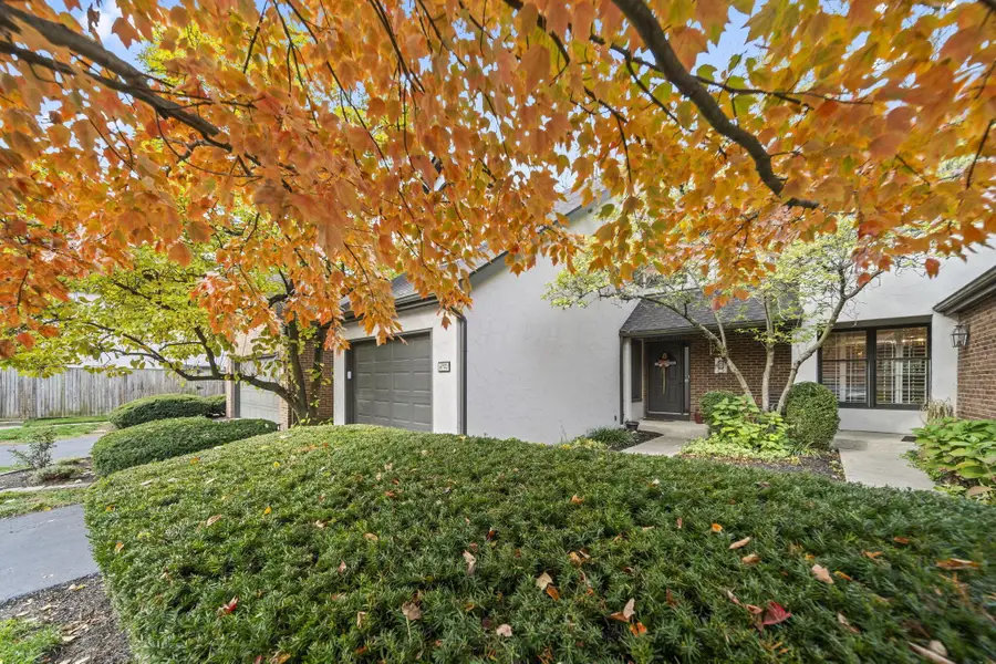 6752 Willow Grove Place E, Dublin, OH 43017 - Image #3