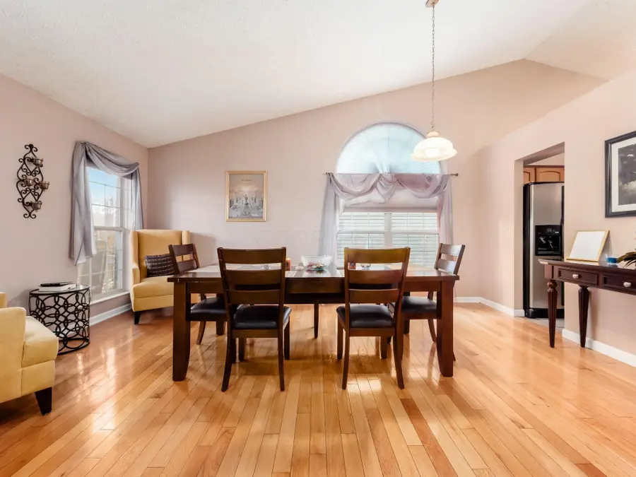 529 Streamwater Drive, Blacklick, OH 43004 - Image #3