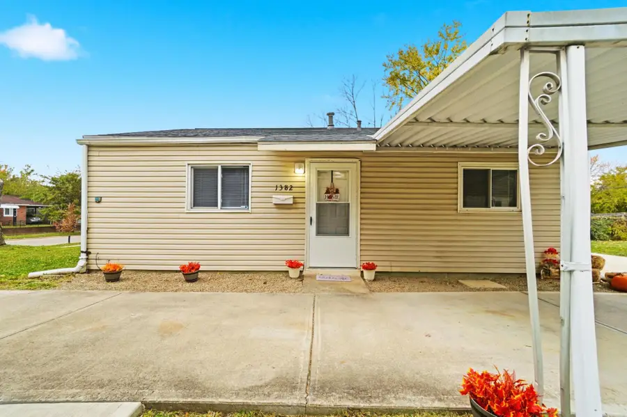 1382 Southfield Drive S, Columbus, OH 43207 - Image #3