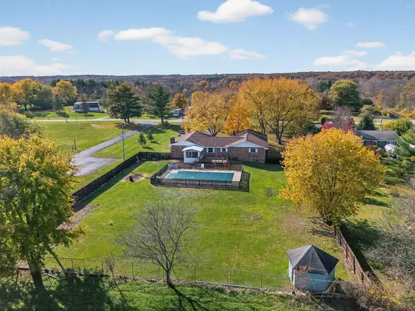 3388 Harrisburg Georgesville Road, Grove City, OH 43123