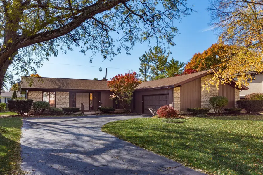 1501 Bridgeton Drive, Upper Arlington, OH 43220 - Image #3