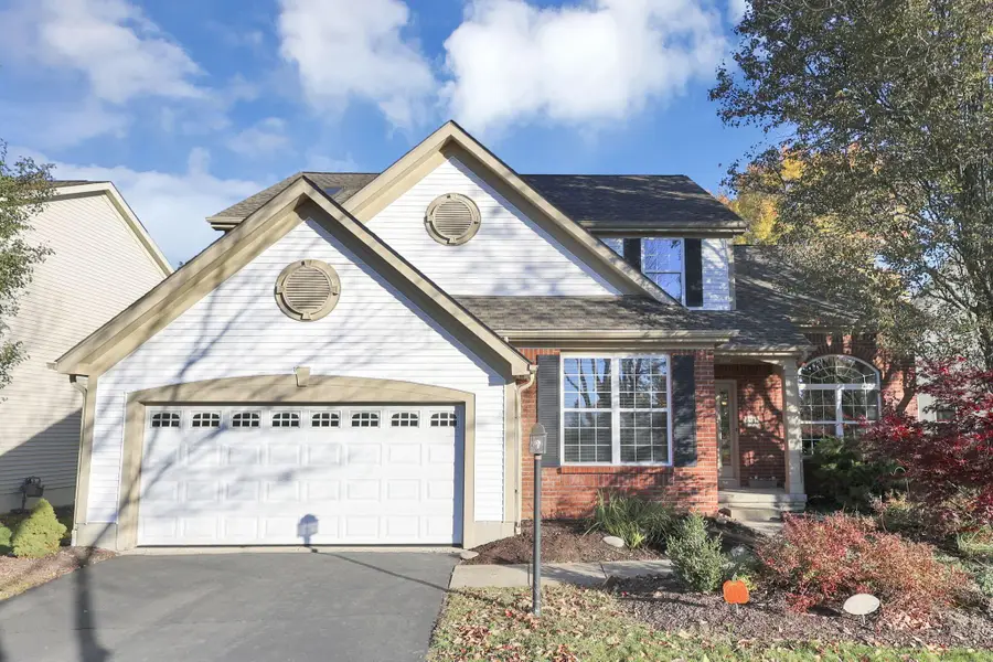 6242 Kendall Ridge Boulevard, Dublin, OH 43016 - Image #2