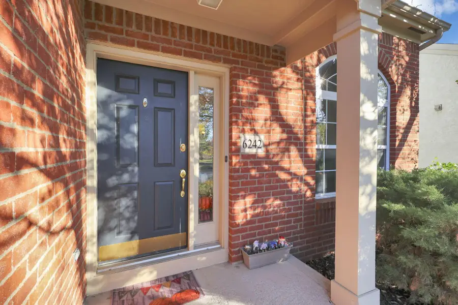 6242 Kendall Ridge Boulevard, Dublin, OH 43016 - Image #3