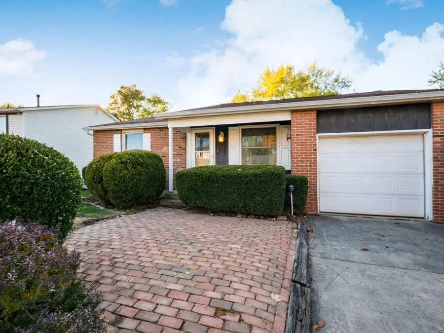 2103 Keller Place W, Grove City, OH 43123 - Image #2