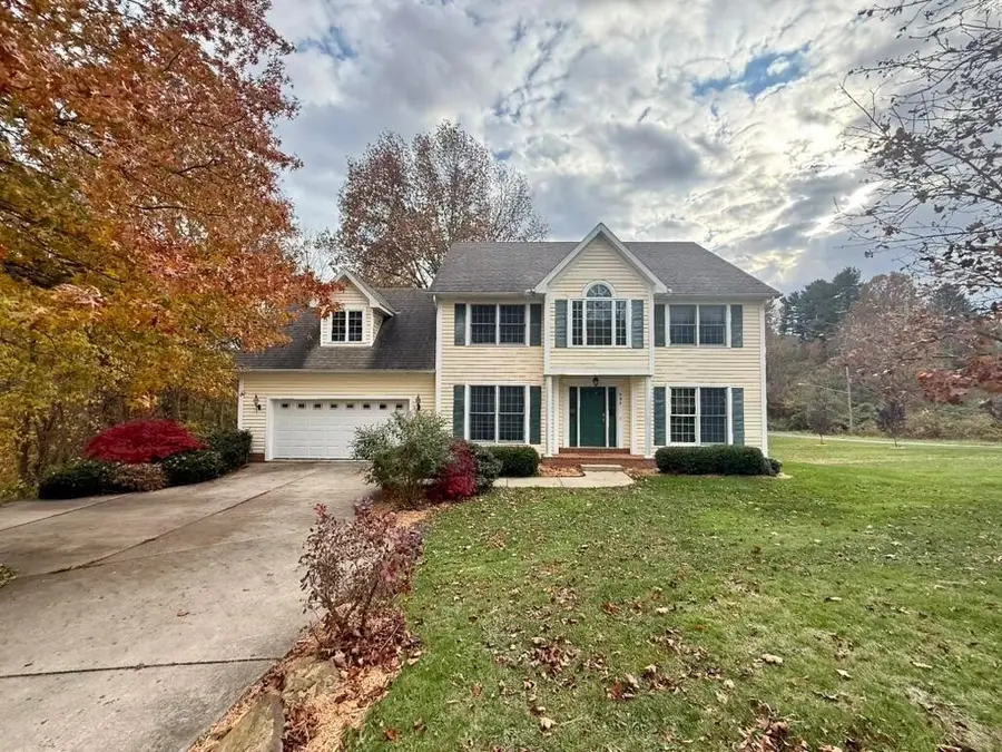 595 Hydraulic Avenue, Coshocton, OH 43812 - Image #2