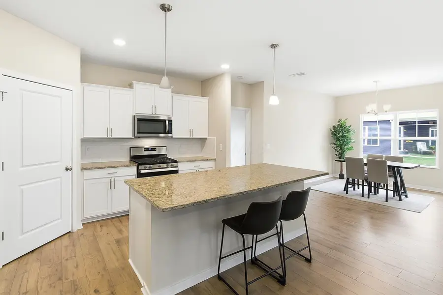 727 Abby Drive, Plain City, OH 43064 - Image #2