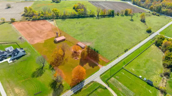 8777 Hayden Run Road, Hilliard, OH 43026